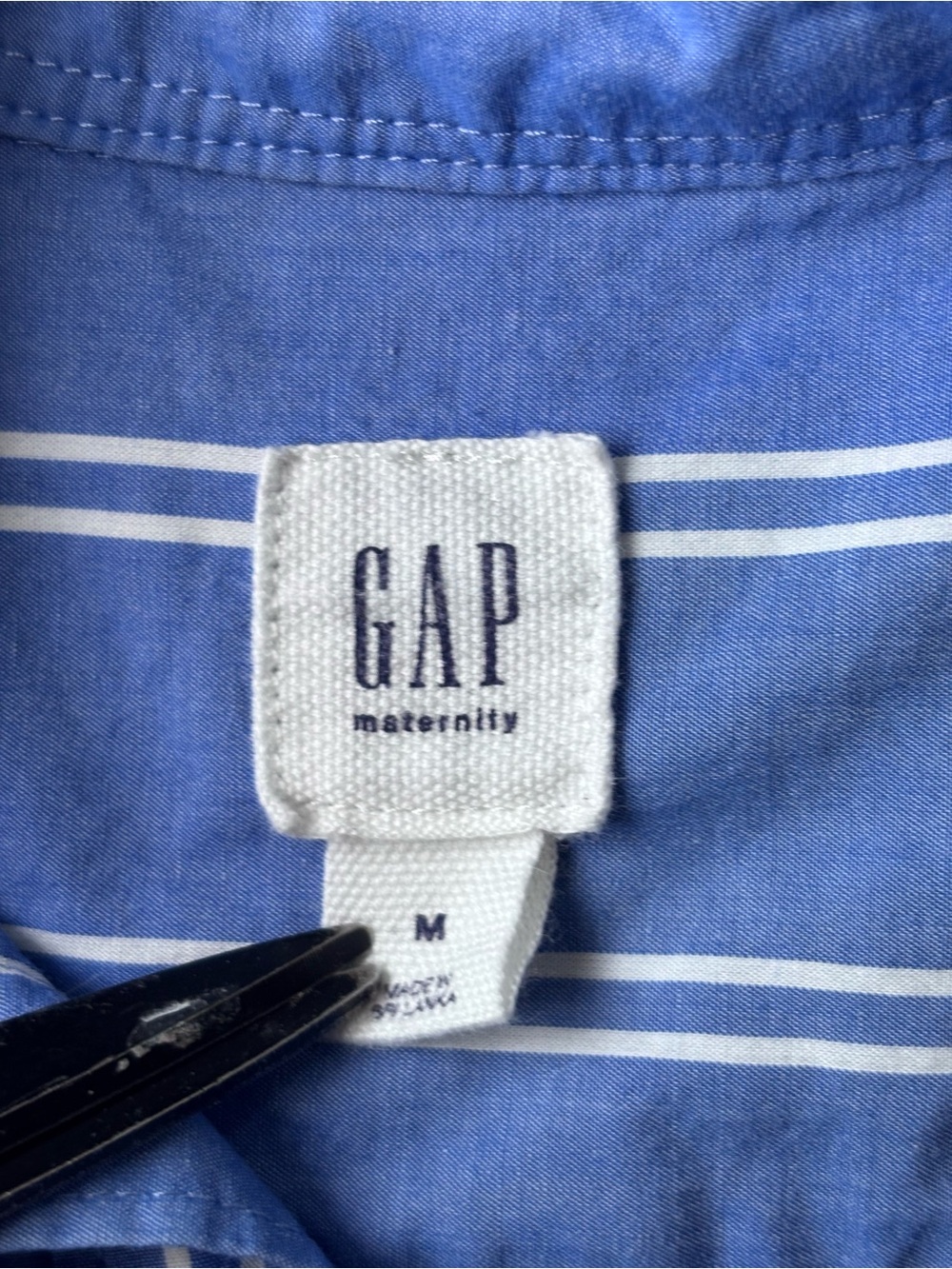 GAP Maternity Blue and White Striped Button-Down Shirt M - Picture 2 of 4